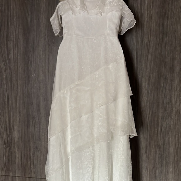 Lulu’s Ruffles White dress 👗 - Picture 10 of 14